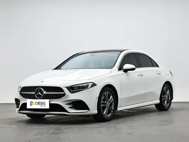 Mercedes-Benz A-Class, 2022 — фото 1