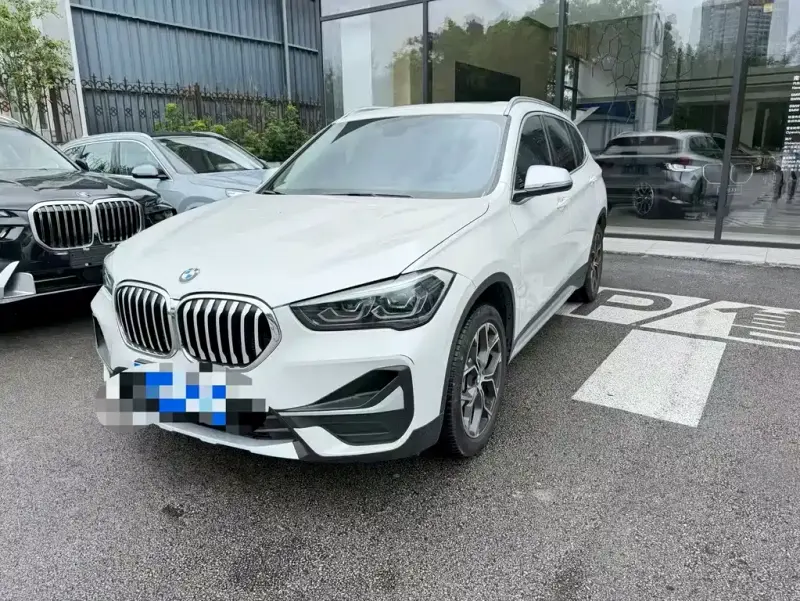 BMW X1, 2022 — фото 1