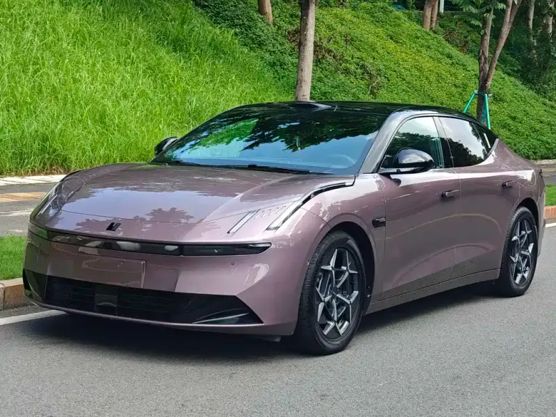 Lynk & Co 10, 2025