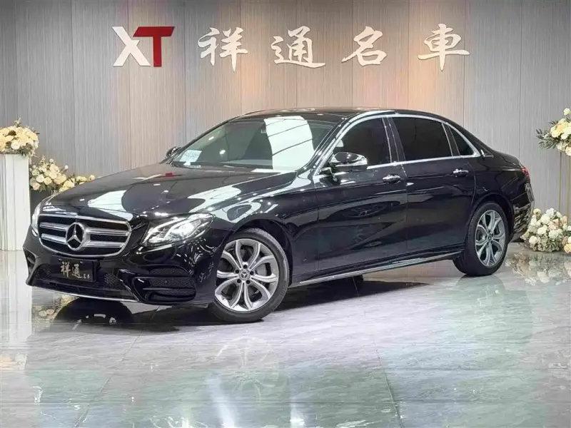 Mercedes-Benz E-Class, 2020 — фото 1