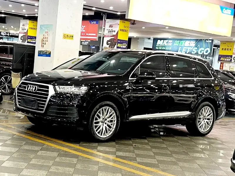 Audi Q7, 2017 — фото 1