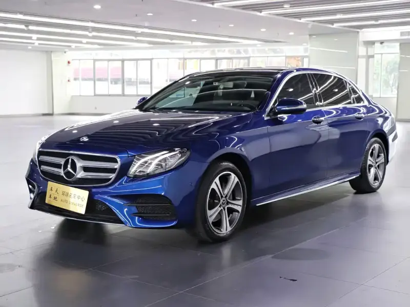 Mercedes-Benz E-Class, 2020 — фото 1