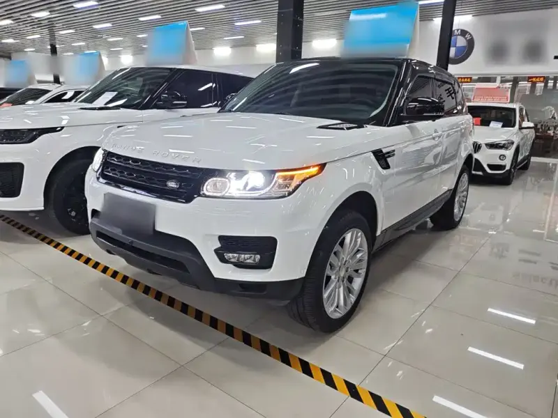 Land Rover Sport, 2015