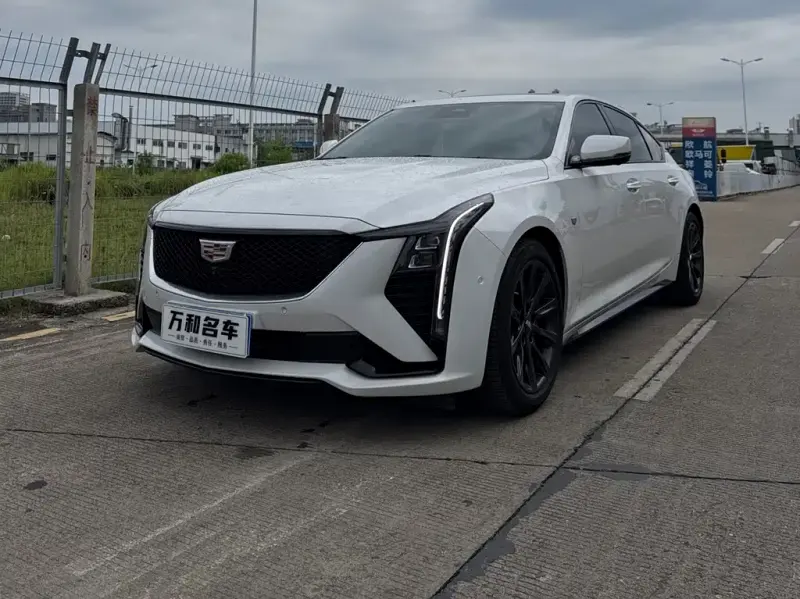 Cadillac CT5, 2025