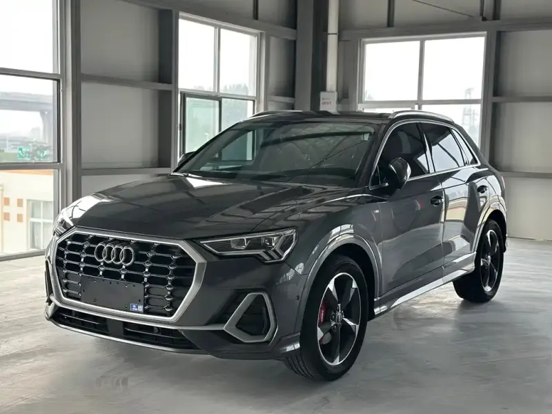 Audi Q3, 2022