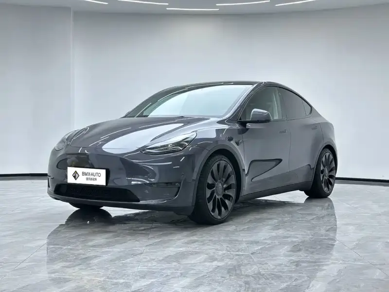 Tesla Model Y, 2023