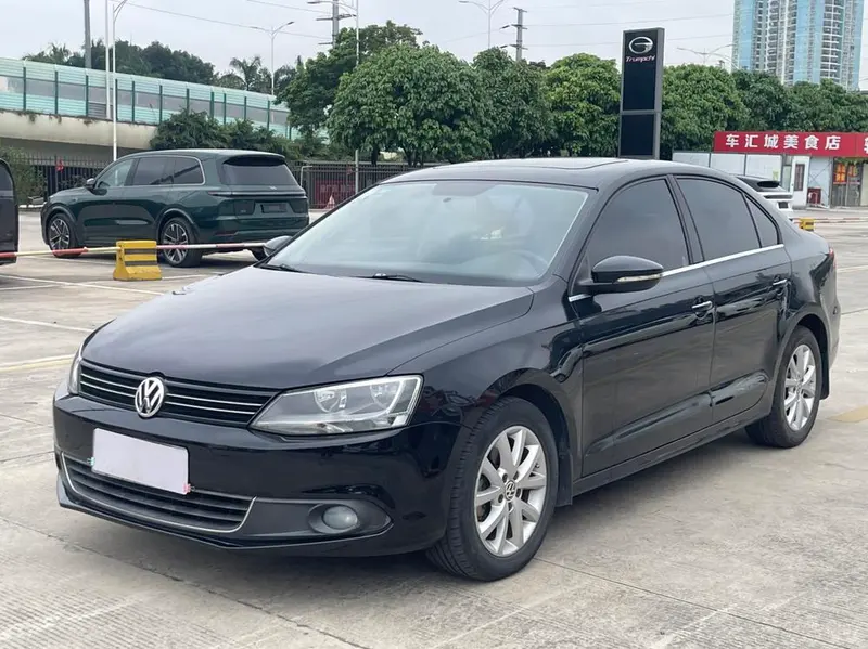 Volkswagen Sagitar, 2012