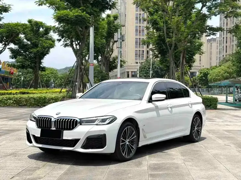 BMW 5 Series, 2022