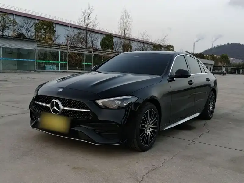 Mercedes-Benz C-Class, 2025