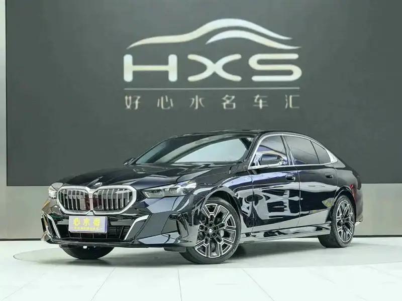 BMW 5 Series, 2025