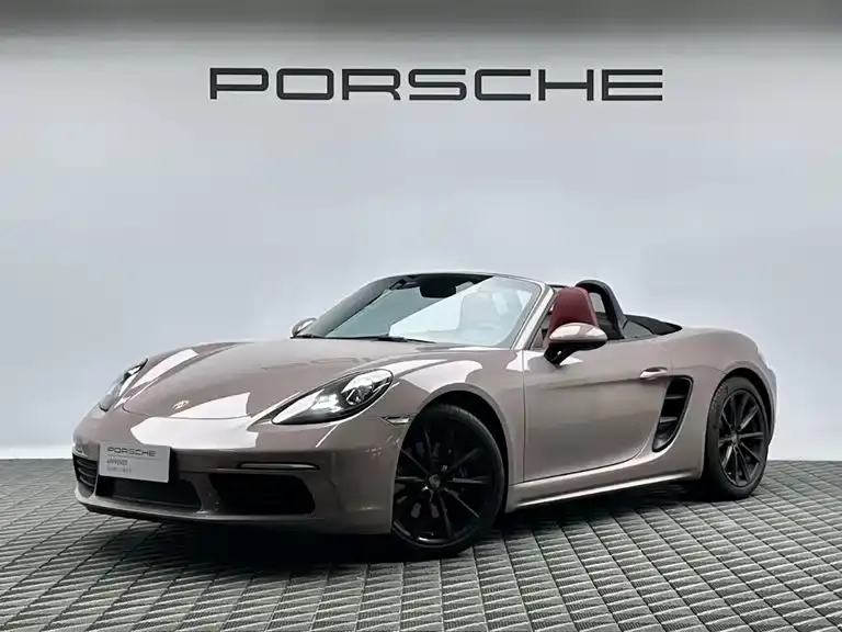 Porsche 718, 2022