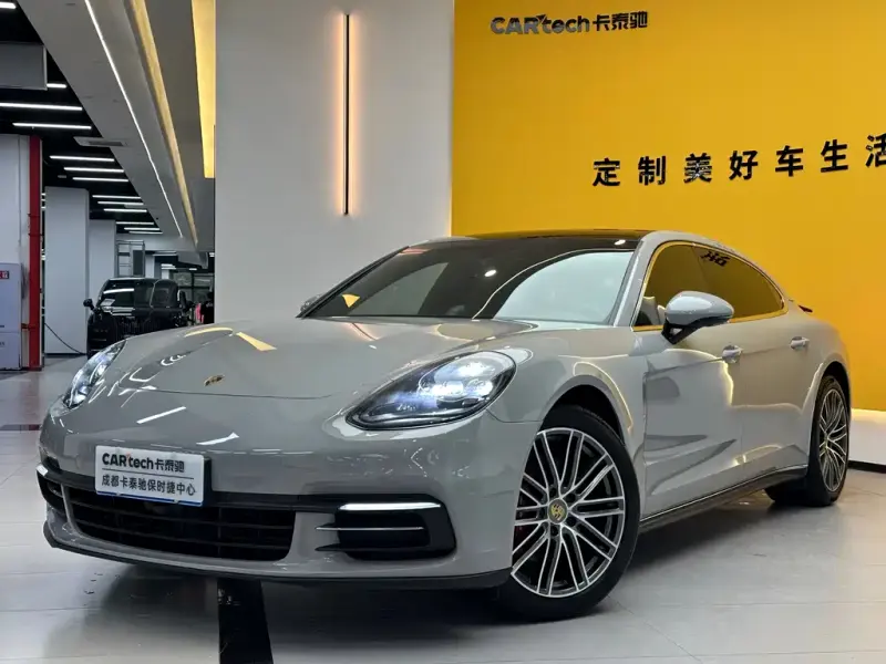 Porsche Panamera, 2018