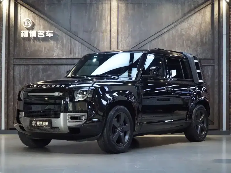 Land Rover Defender, 2024