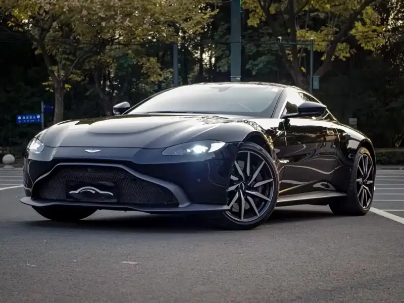 Aston Martin V8 Vantage, 2019