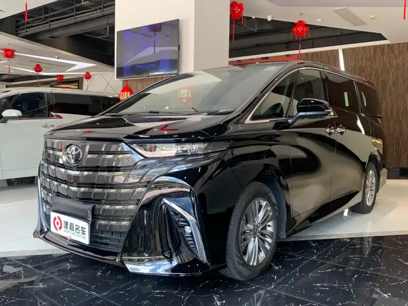 Toyota Alphard, 2025