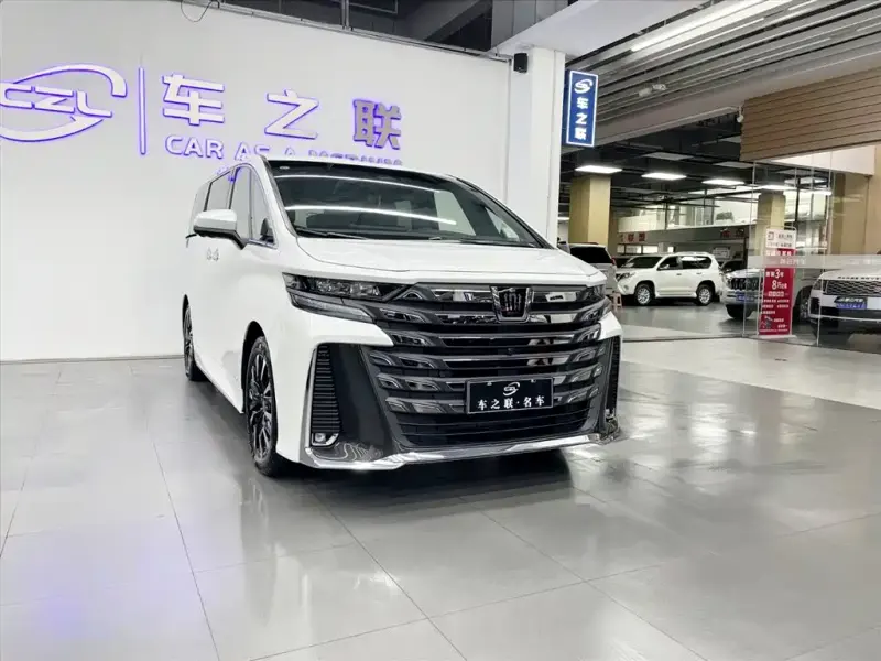 Toyota Vellfire, 2024