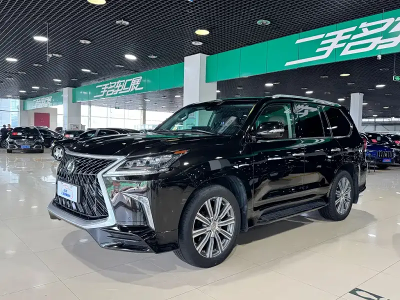 Lexus LX, 2016