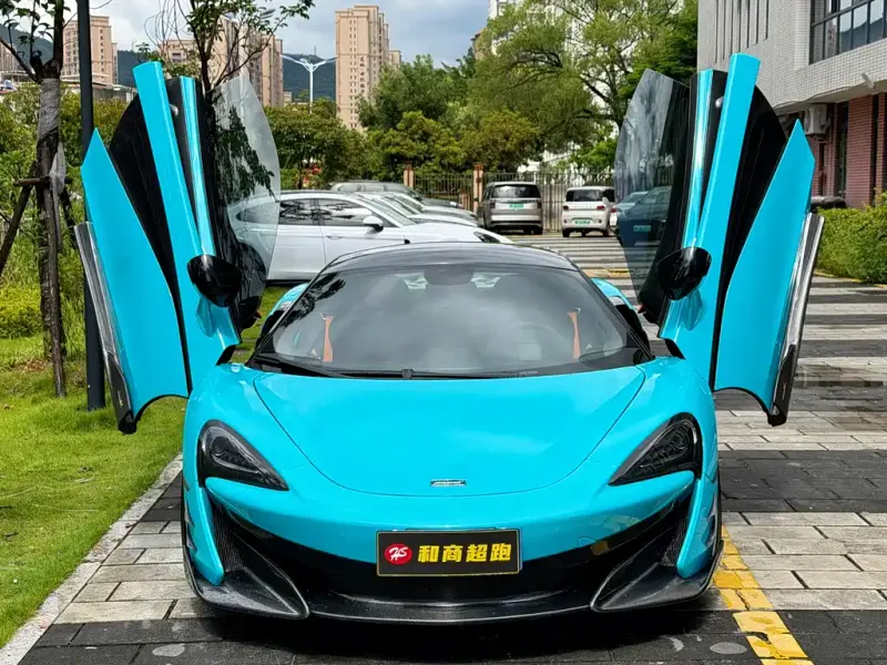 McLaren 570, 2017