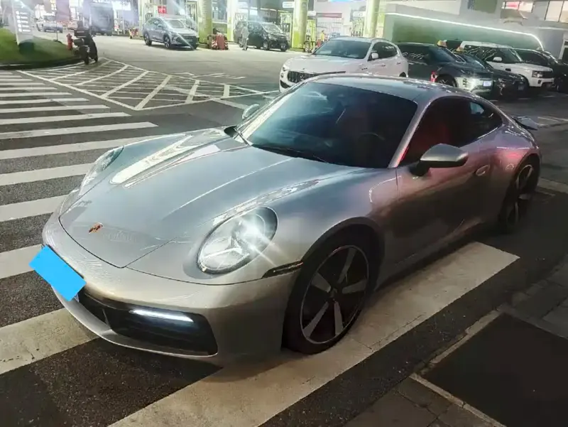 Porsche 911, 2023