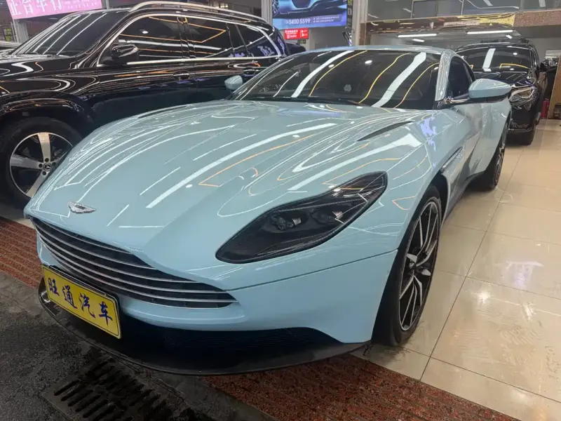 Aston Martin DB11, 2019