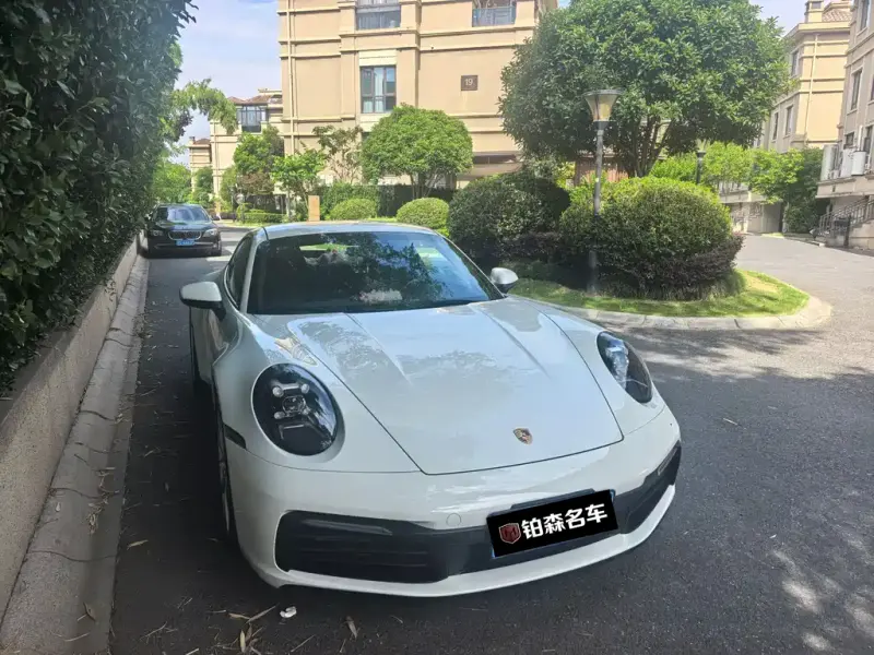 Porsche 911, 2023