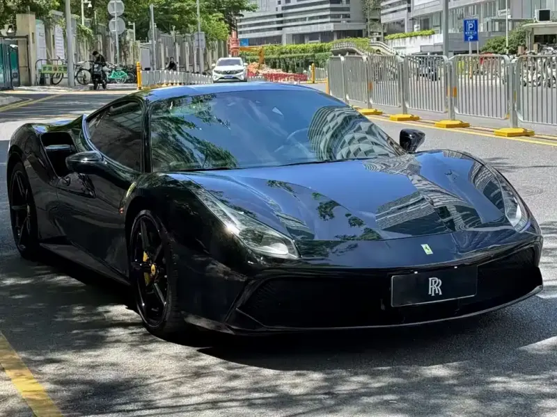 Ferrari 488, 2018