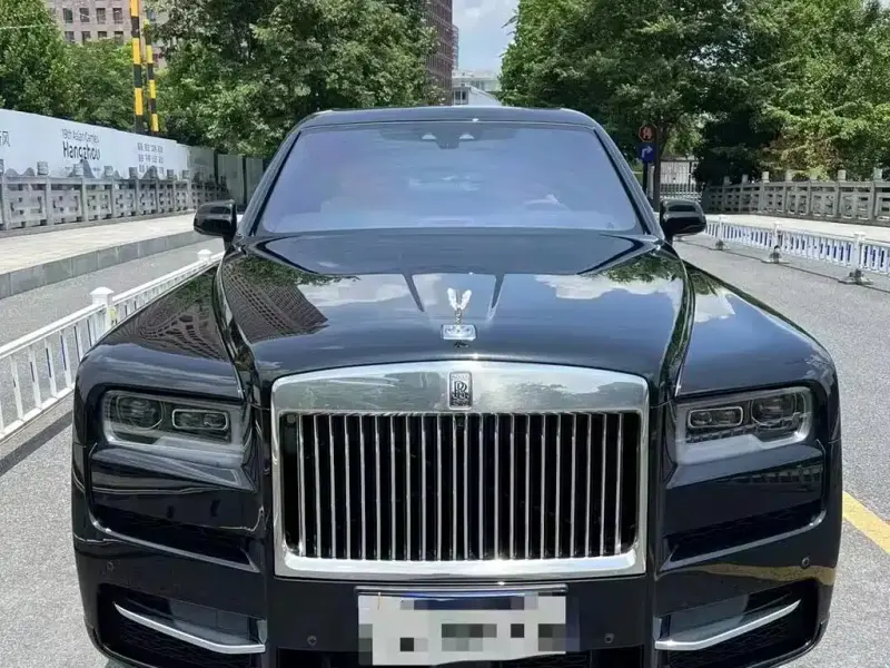Rolls-Royce Cullinan, 2022
