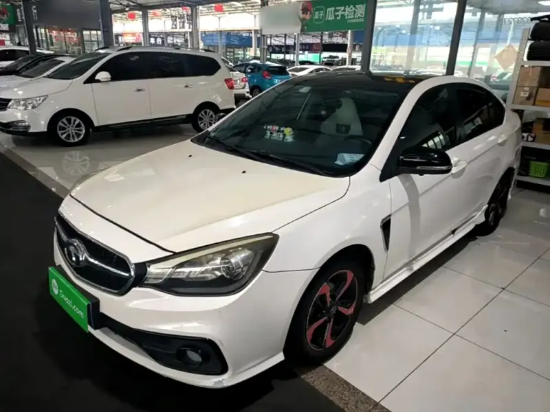 Soueast V5 Lingzhi, 2017