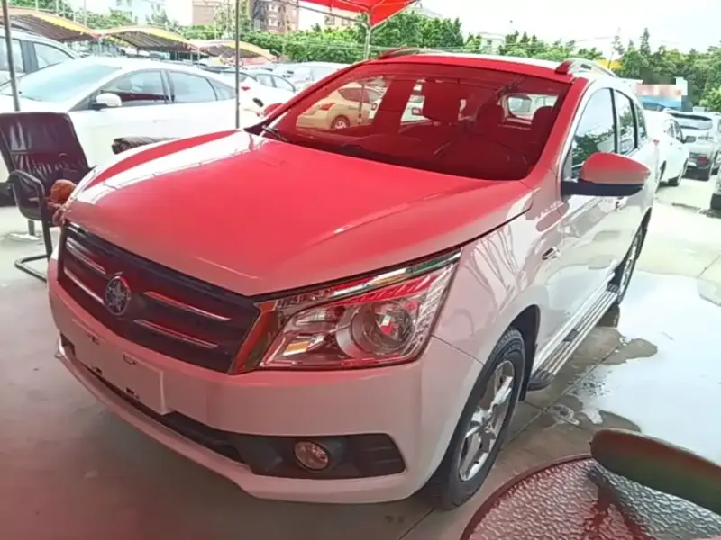 Venucia T70, 2015