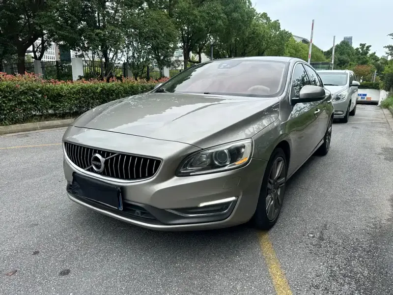 Volvo S60, 2014