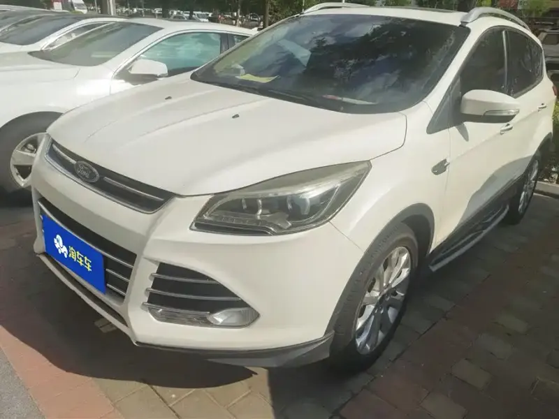 Ford Kuga, 2015