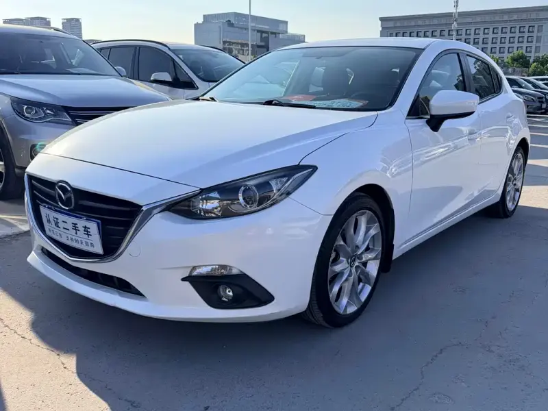 Mazda 3 Axela, 2014