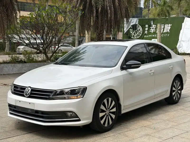 Volkswagen Sagitar, 2017
