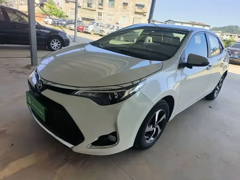Toyota Levin, 2018 — фото 1