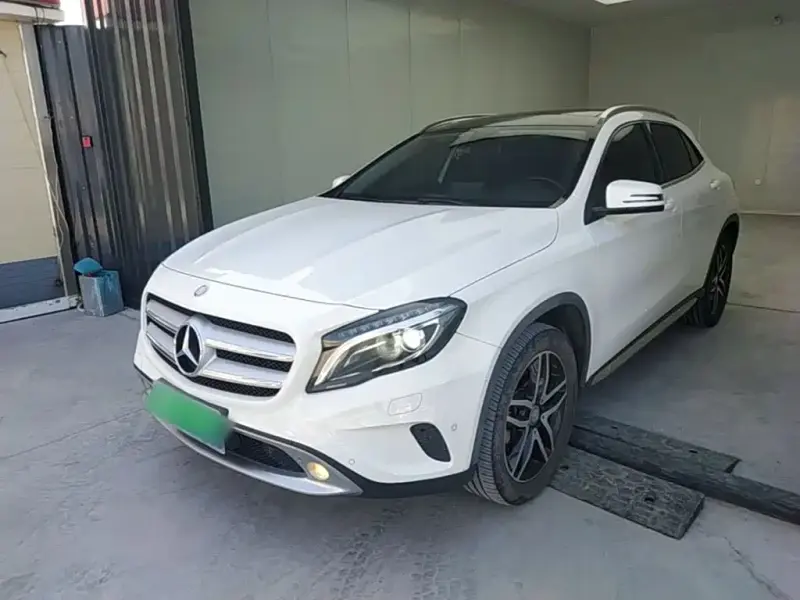 Mercedes-Benz GLA, 2016 — фото 1