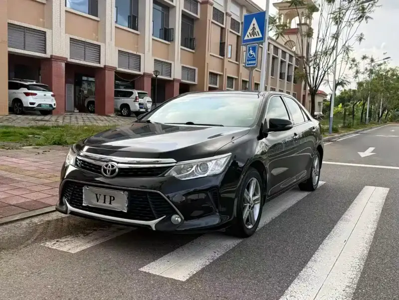 Toyota Camry, 2016