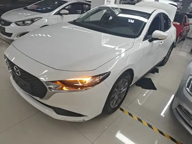 Mazda 3 Axela, 2020