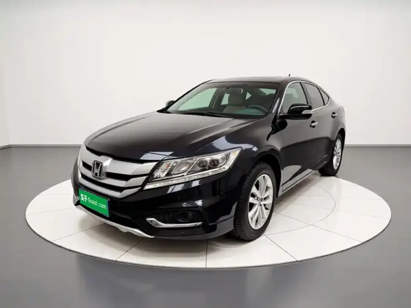 Honda Crosstour, 2018 — фото 1