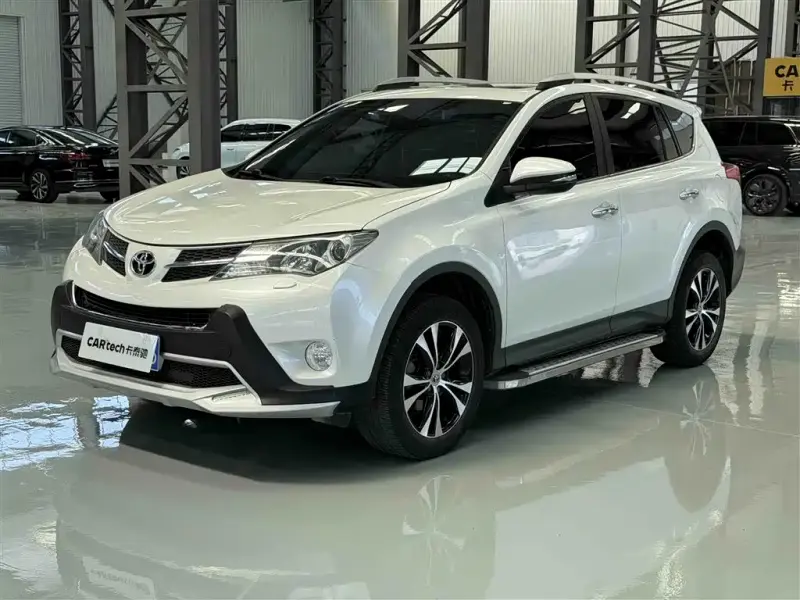 Toyota RAV4, 2016 — фото 1