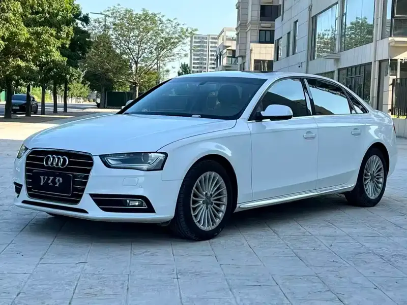 Audi A4L, 2016 — фото 1