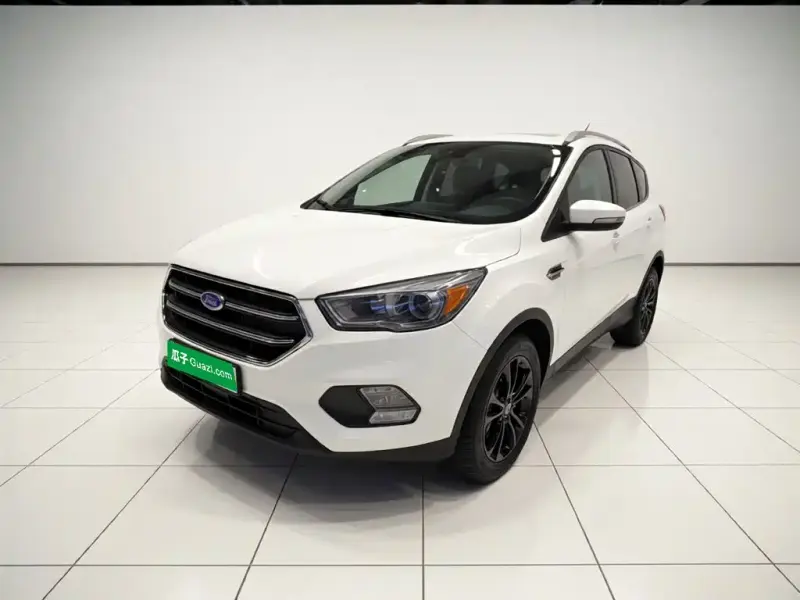 Ford Kuga, 2021