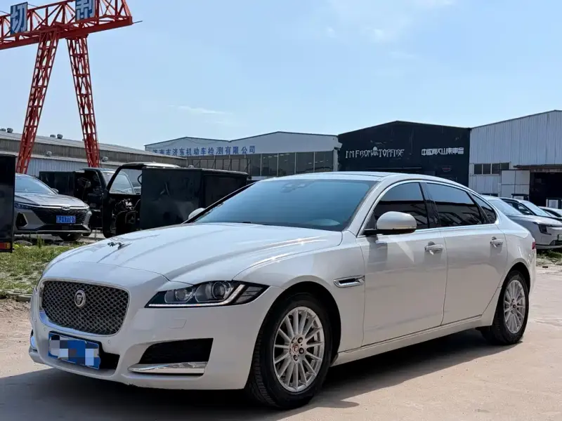 Jaguar XFL, 2017