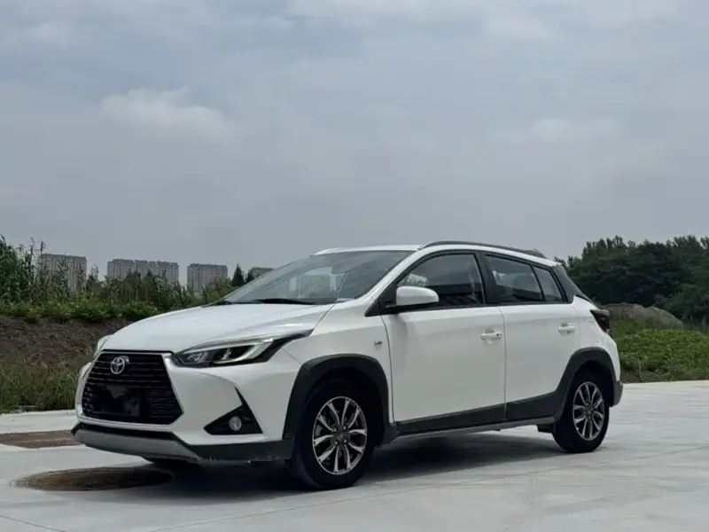 Toyota Yaris L, 2023