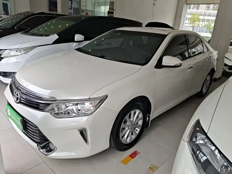 Toyota Camry, 2017