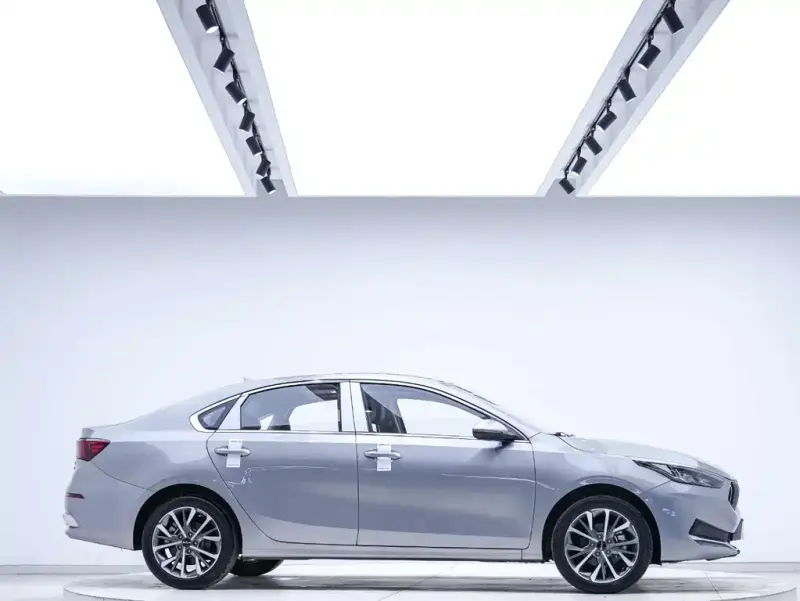 Kia K3, 2021