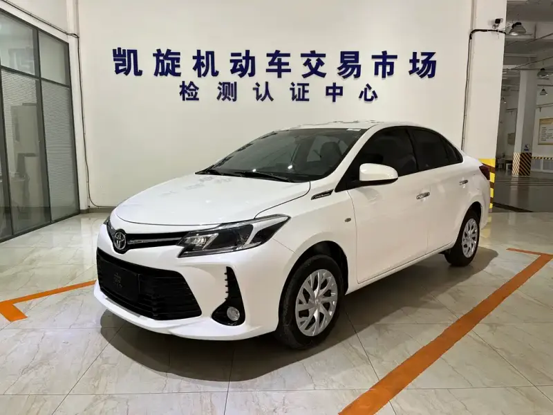 Toyota Vios, 2023 — фото 1