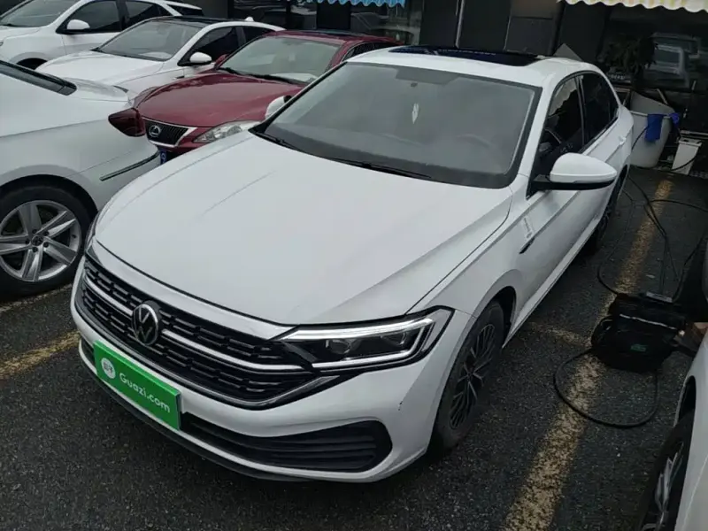 Volkswagen Sagitar, 2024