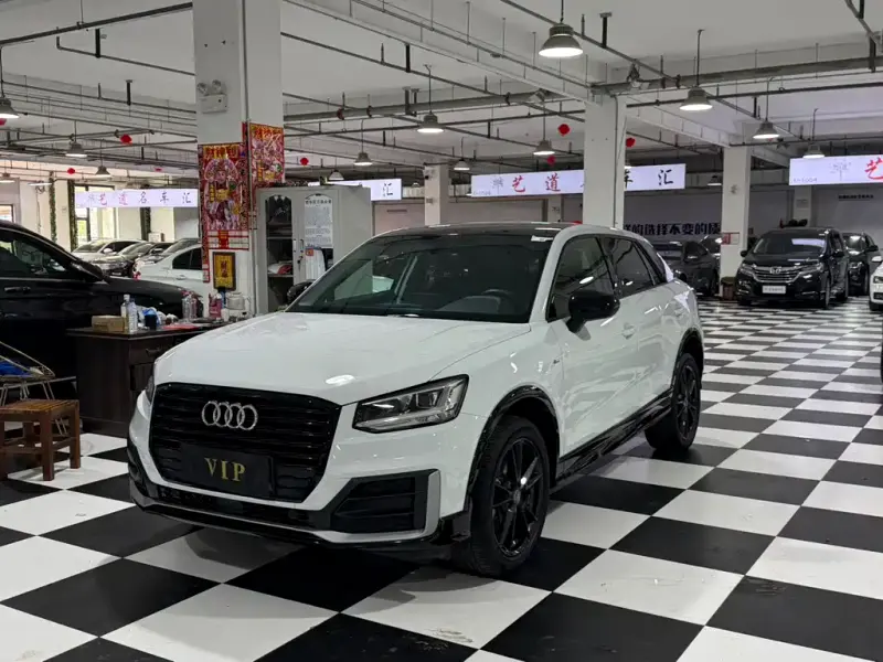 Audi Q2L, 2020