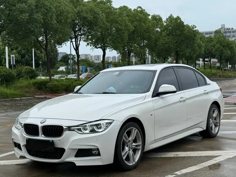 BMW 3 Series, 2018