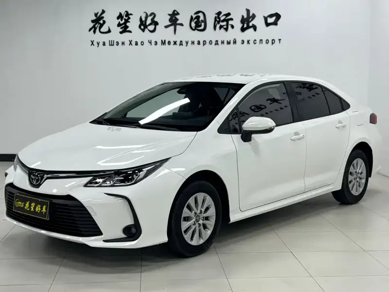 Toyota Corolla, 2022 — фото 1